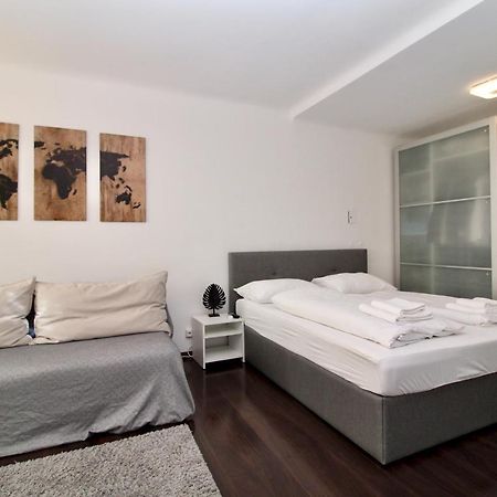 וינה Balcony Apartment - Next To Opera מראה חיצוני תמונה