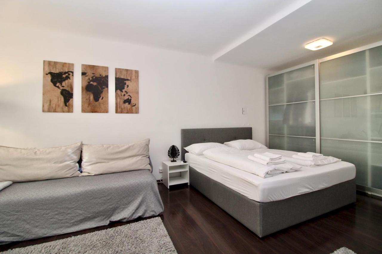 וינה Balcony Apartment - Next To Opera מראה חיצוני תמונה