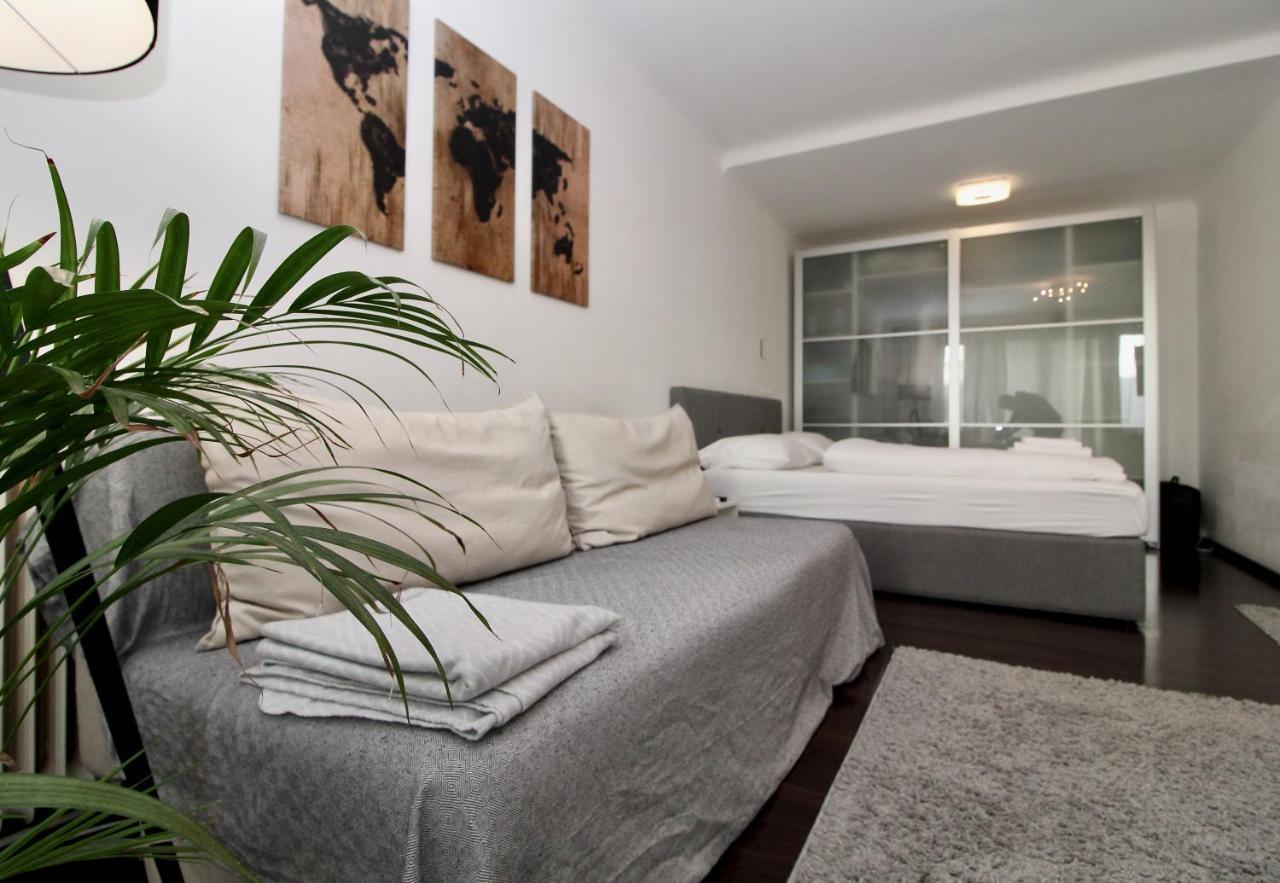 וינה Balcony Apartment - Next To Opera מראה חיצוני תמונה